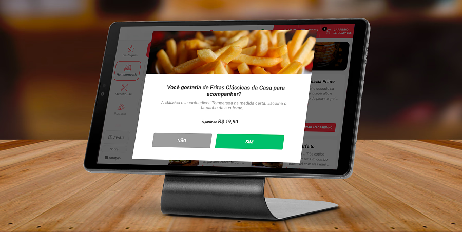 Tela de computador exibindo uma página de pedido de fritas clássicas da Casa, com opção de confirmação do pedido por R$19,90.